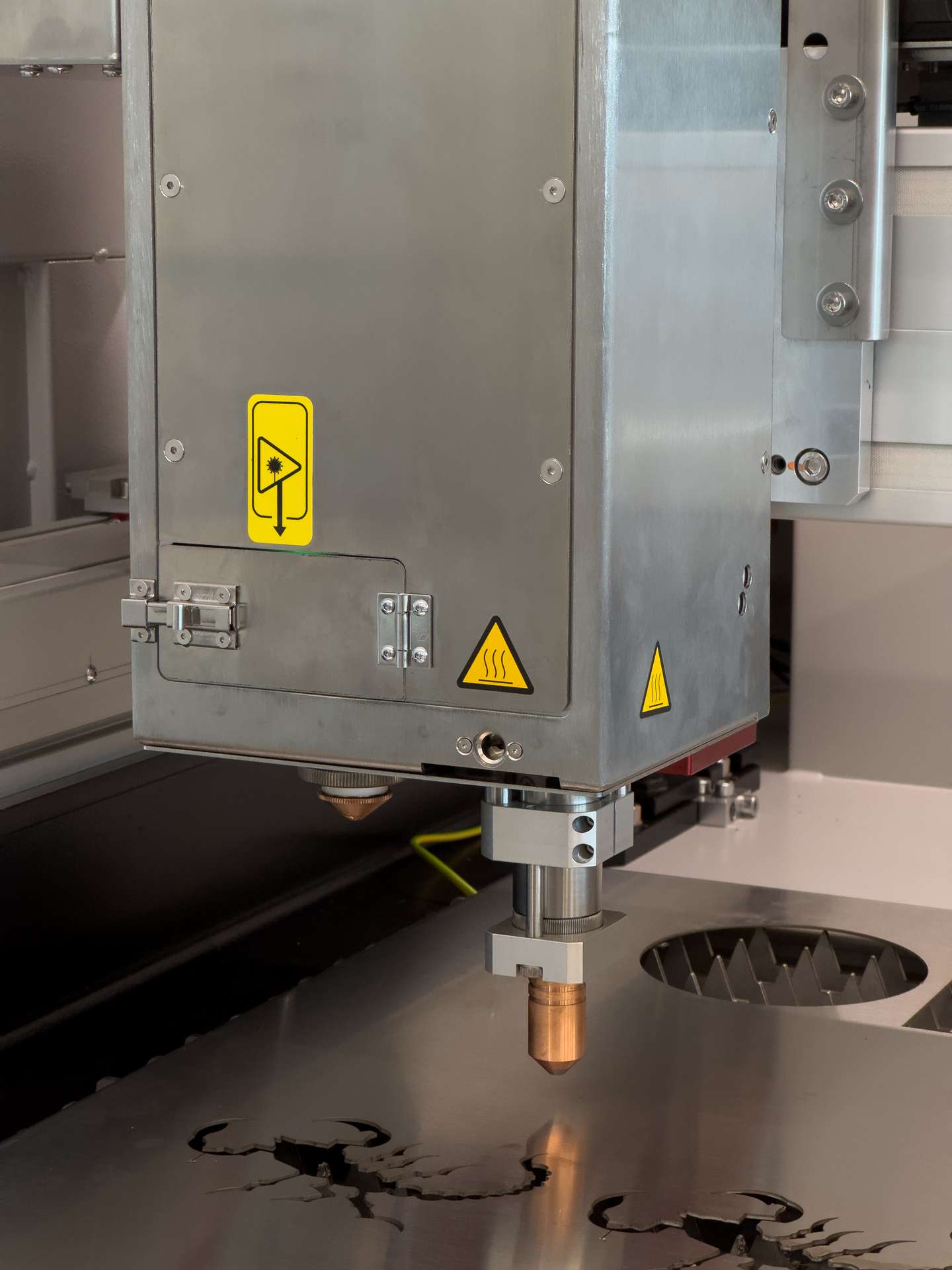 Laser cutting e plasma cleaning machine - immagine 4